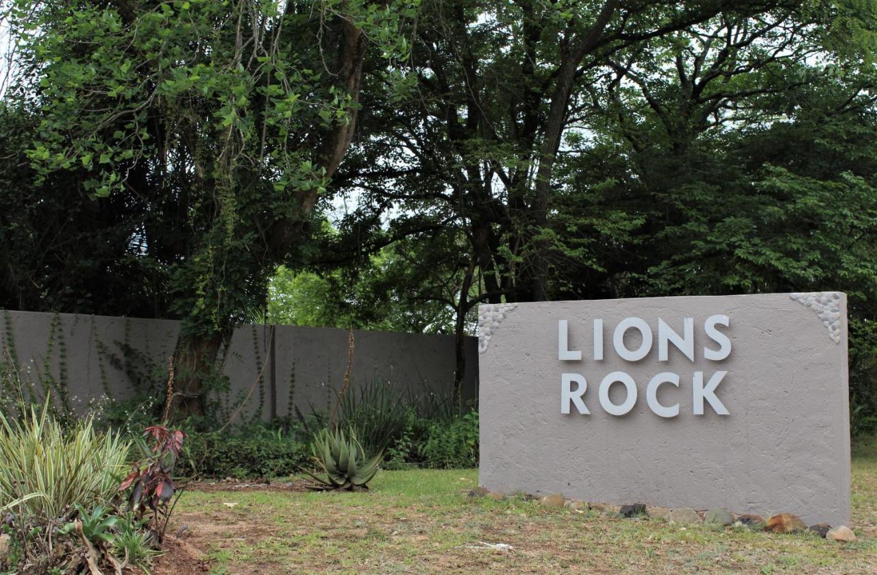 Lions Rock Rapids - Lodge Хейзивю Екстериор снимка